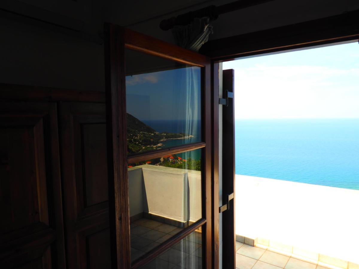 Felitsia Apartments & Studios Agios Ioannis  Bagian luar foto